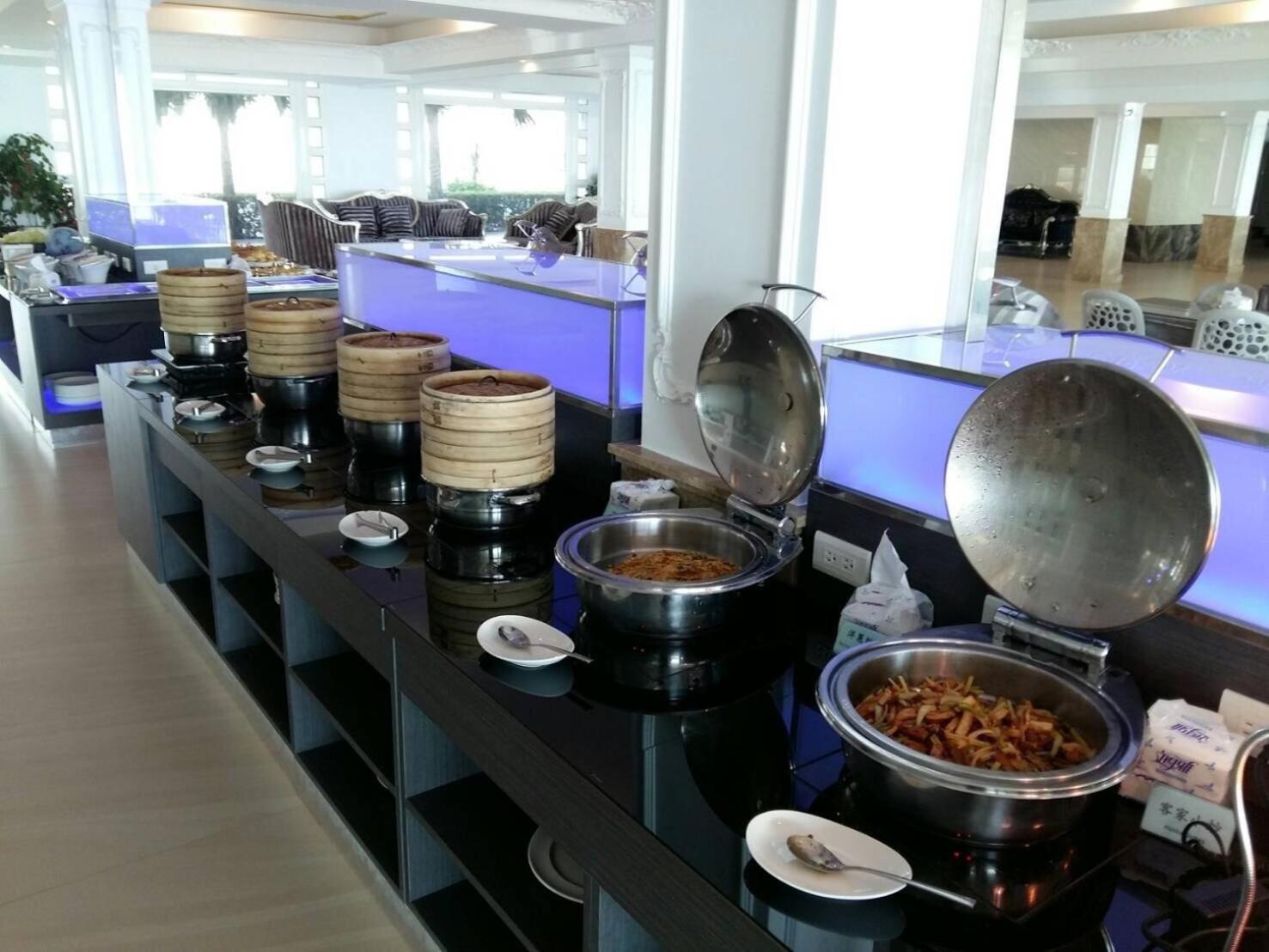 White House Hot Spring Beach Resort Wanli Exterior photo